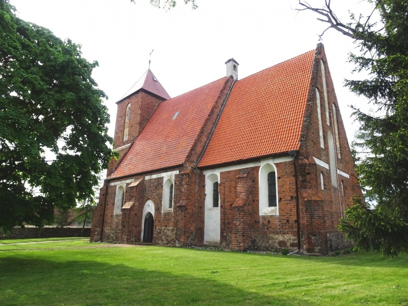 Kościół w Przyczynie Górnej. Parafia św. Jadwigi